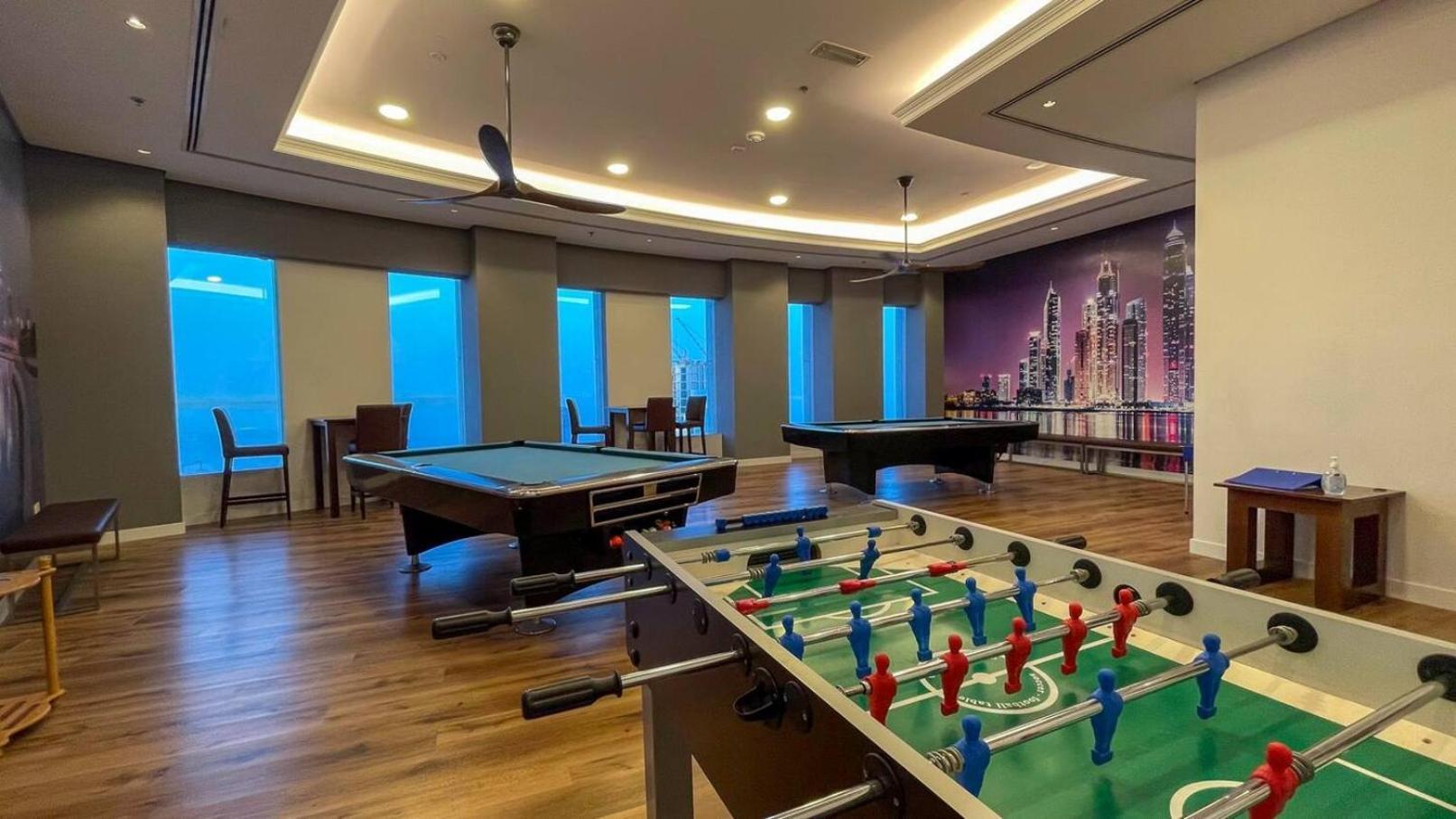 Sea & Palm View Elegant 1 Bedroom Apartment ドバイ エクステリア 写真