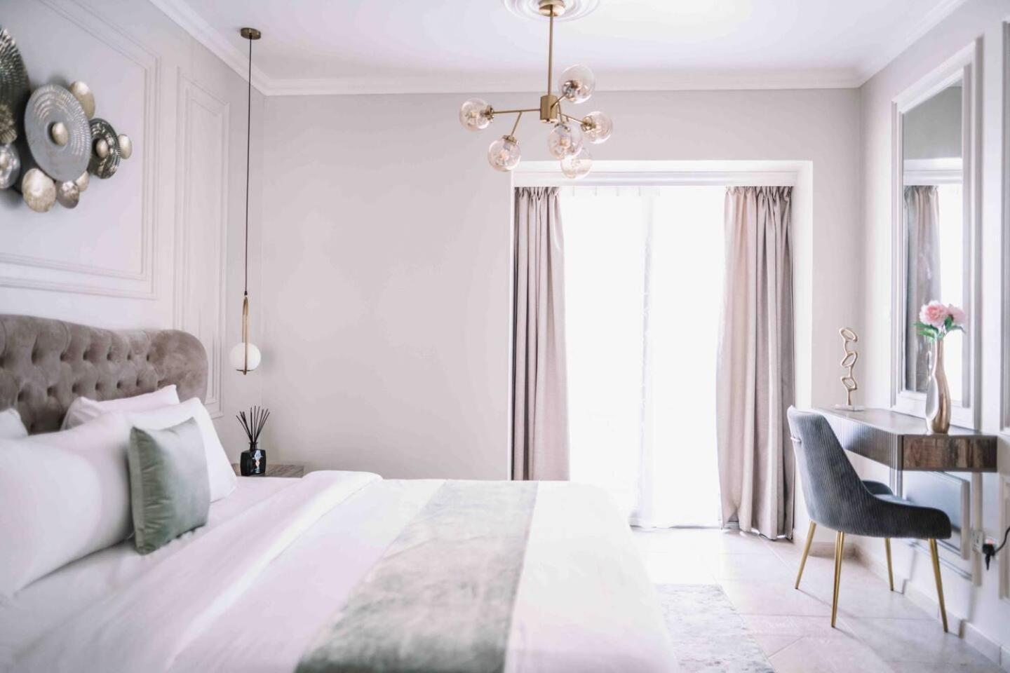 Sea & Palm View Elegant 1 Bedroom Apartment ドバイ エクステリア 写真